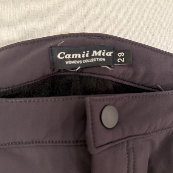 Hiking pants! - Picture 3 of 3